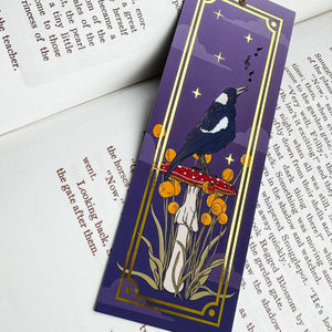 Australian_bookmark_magpie_singing_1