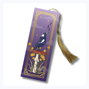 Australian_bookmark_magpie_singing