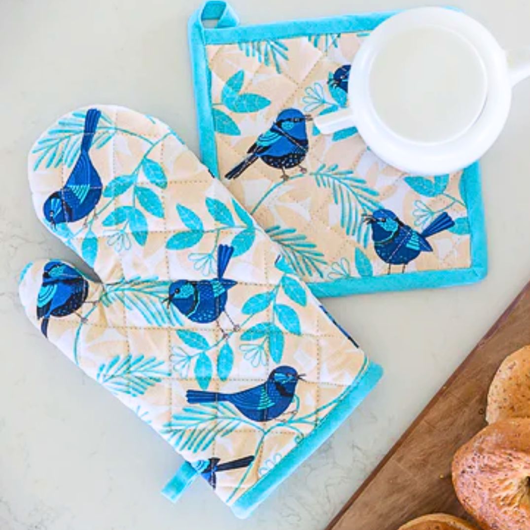 blue wren oven mitt pot holder set